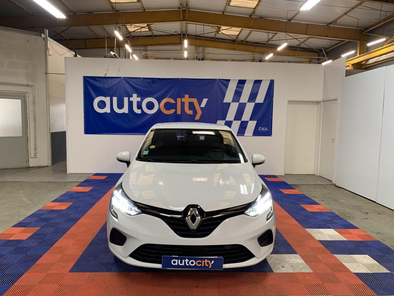 Groupe PWA / AUTO CITY - RENAULT-CLIO-Clio 1.5 Blue dCi - 85 V BERLINE Société  Air MédiaNav